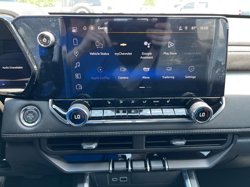 Chevrolet Colorado Vehicle Image 15