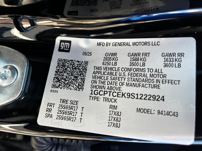 Chevrolet Colorado Vehicle Image 17