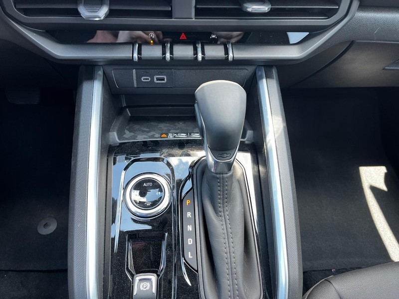 Chevrolet Colorado Vehicle Image 14