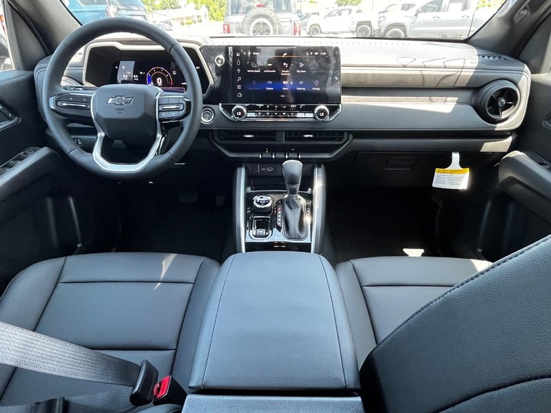 Chevrolet Colorado Vehicle Image 06