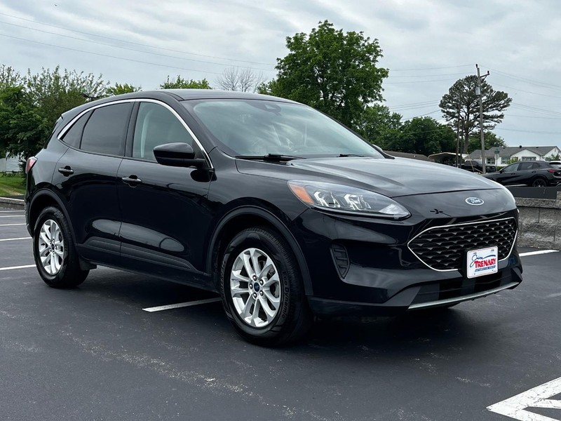 Ford Escape Vehicle Image 02