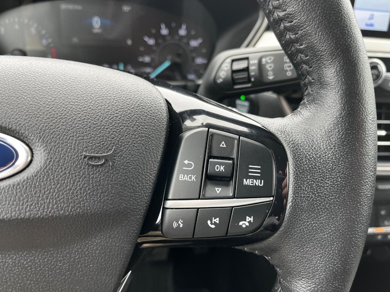 Ford Escape Vehicle Image 17