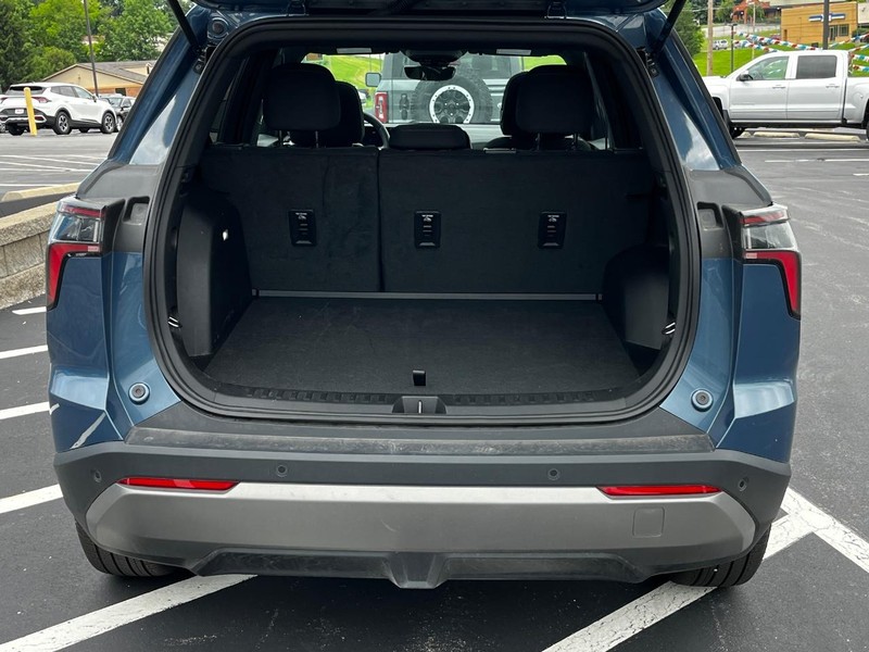 Chevrolet Equinox Vehicle Image 05