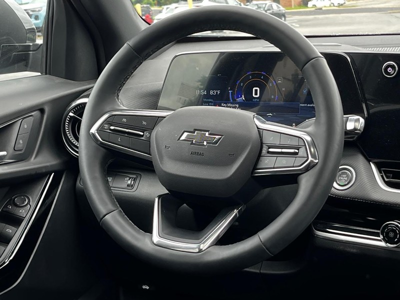Chevrolet Equinox Vehicle Image 13