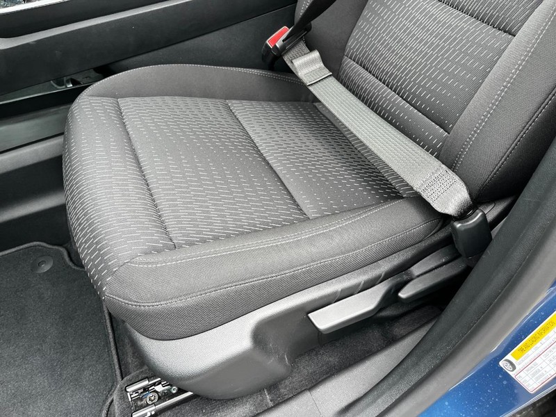 Chevrolet Equinox Vehicle Image 16