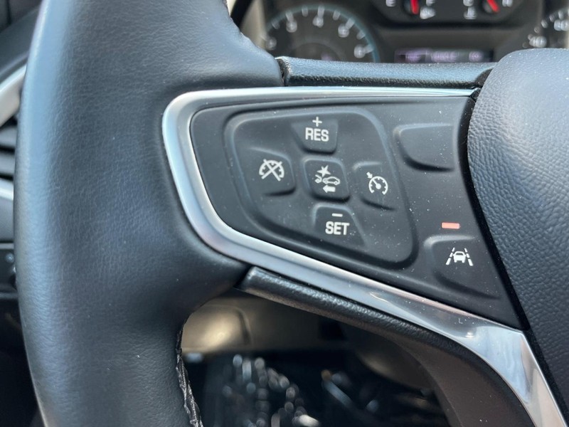 Chevrolet Malibu Vehicle Image 16