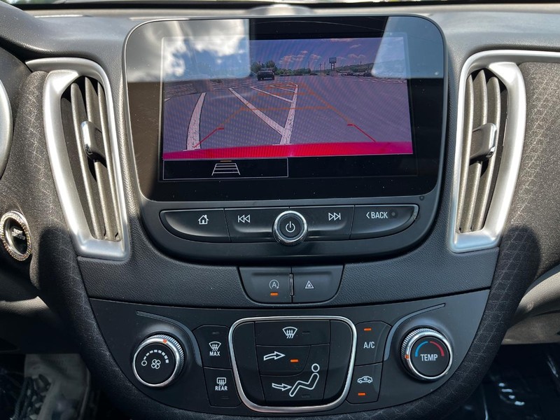 Chevrolet Malibu Vehicle Image 20