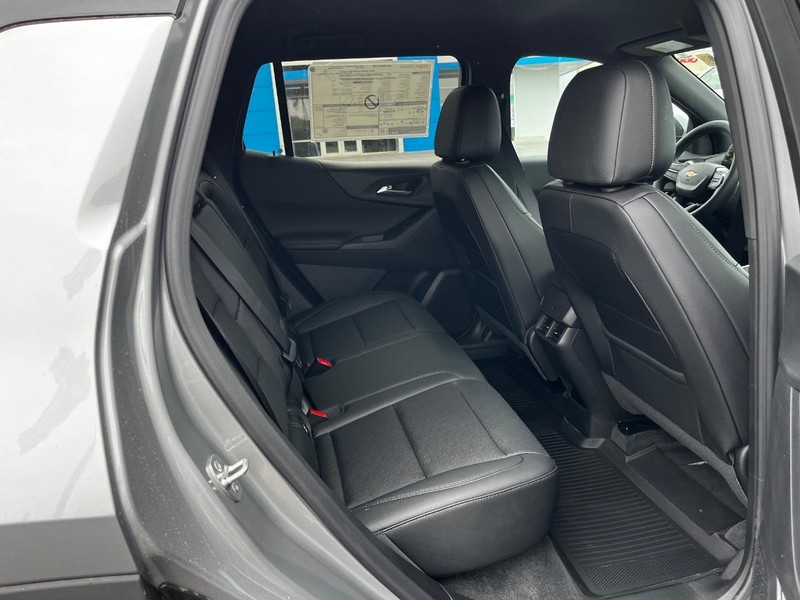 Chevrolet Equinox Vehicle Image 06