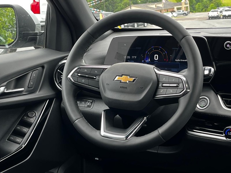 Chevrolet Equinox Vehicle Image 08