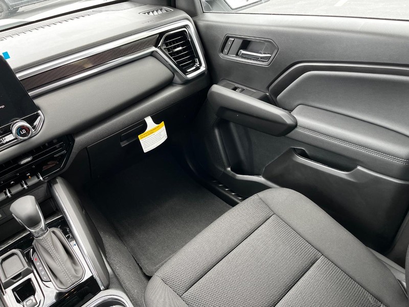 GMC Canyon Vehicle Image 08