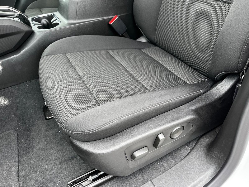 GMC Canyon Vehicle Image 10