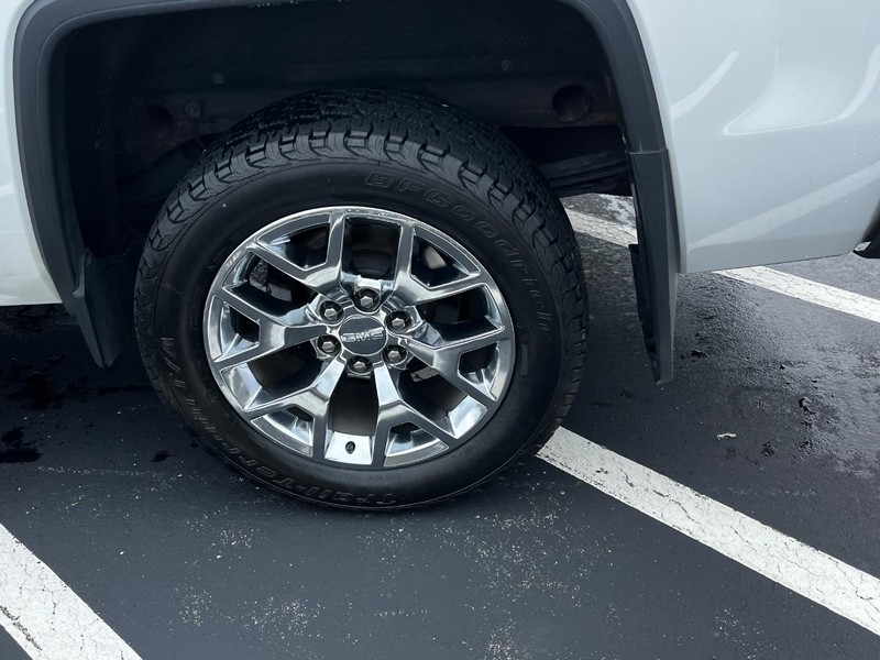 GMC Sierra 1500 Vehicle Image 07