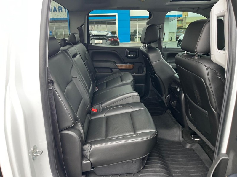 GMC Sierra 1500 Vehicle Image 10