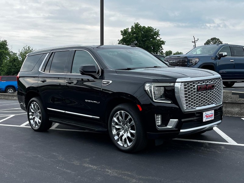 GMC Yukon Vehicle Image 02