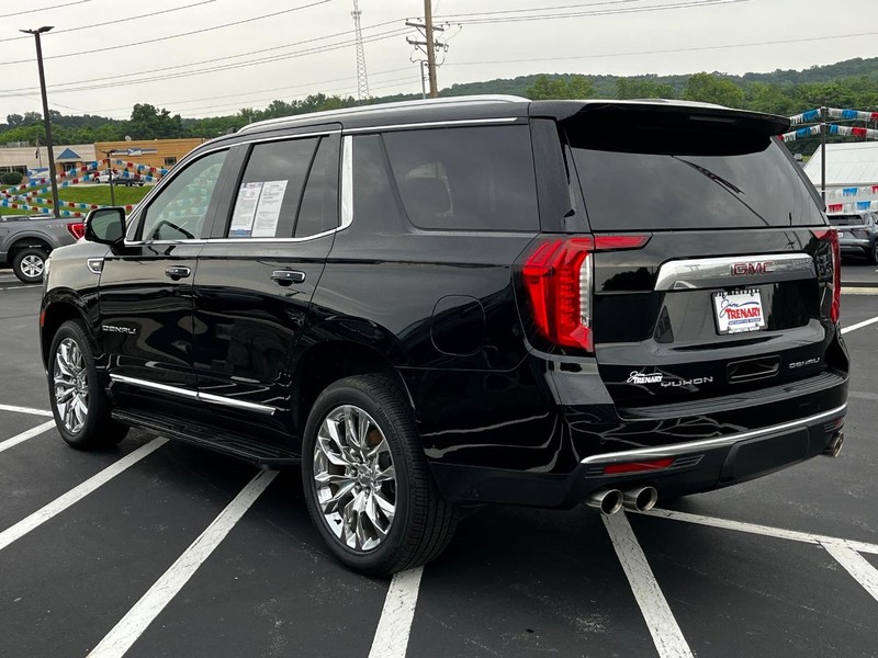 GMC Yukon Vehicle Image 06