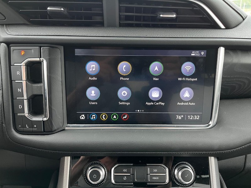 GMC Yukon Vehicle Image 23