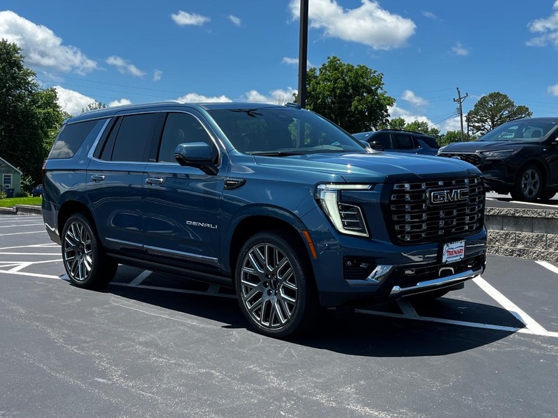 GMC Yukon Vehicle Image 02