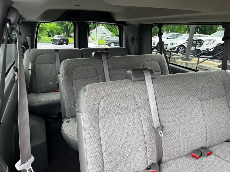 Chevrolet Express Passenger Vehicle Image 10