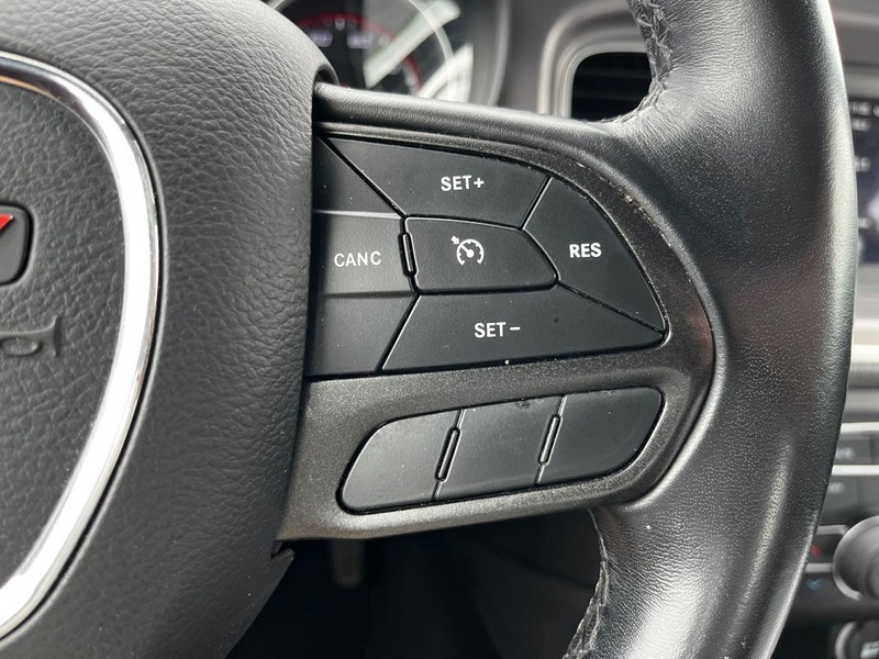 Dodge Charger Vehicle Image 16