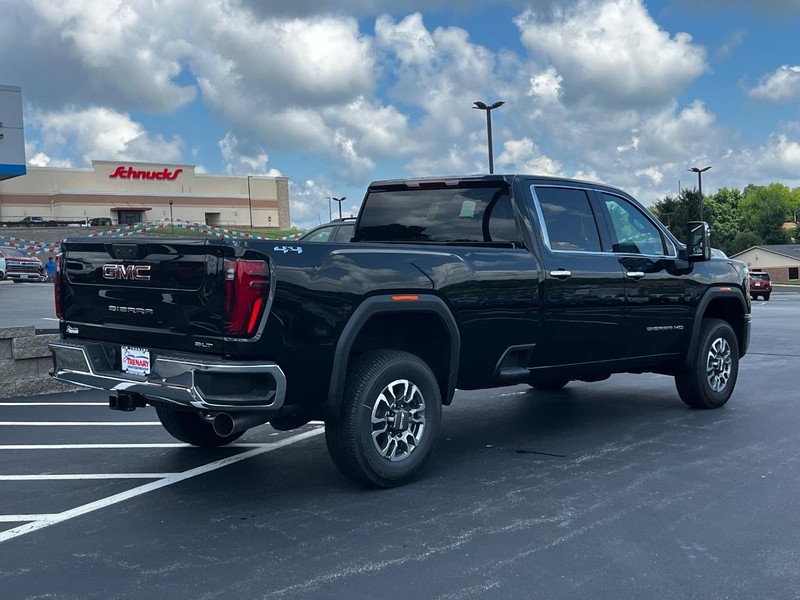 GMC Sierra 2500HD Vehicle Image 04