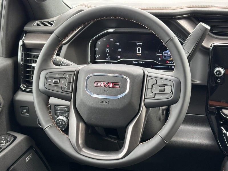 GMC Sierra 2500HD Vehicle Image 08