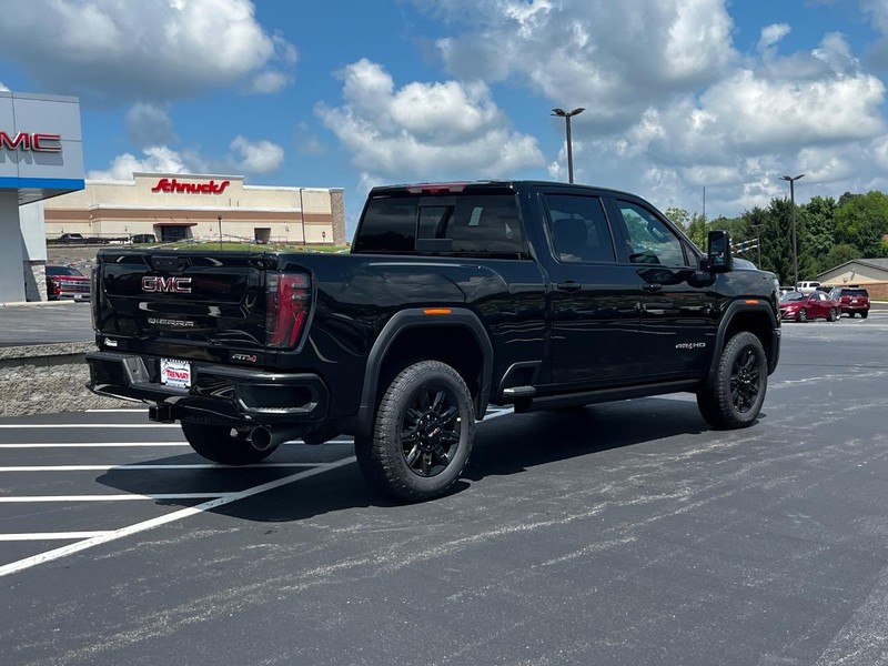 GMC Sierra 2500HD Vehicle Image 04