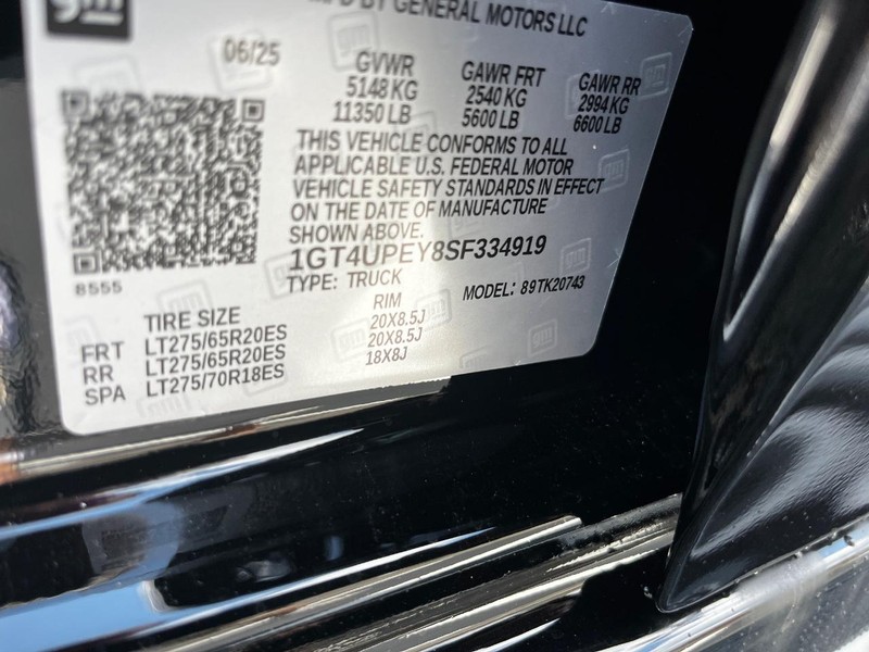 GMC Sierra 2500HD Vehicle Image 21