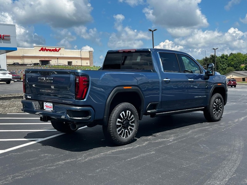 GMC Sierra 2500HD Vehicle Image 04