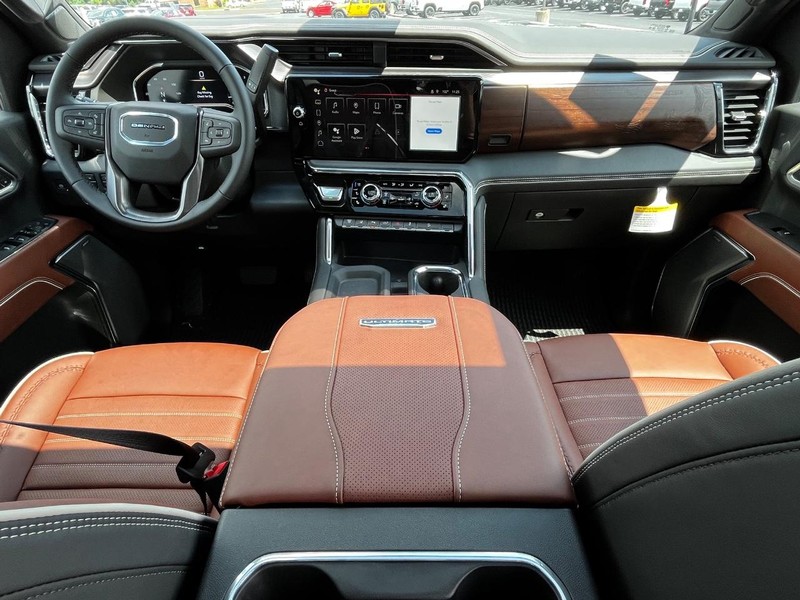 GMC Sierra 2500HD Vehicle Image 08