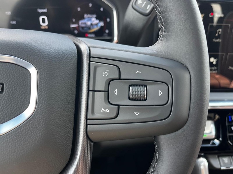 GMC Sierra 2500HD Vehicle Image 15