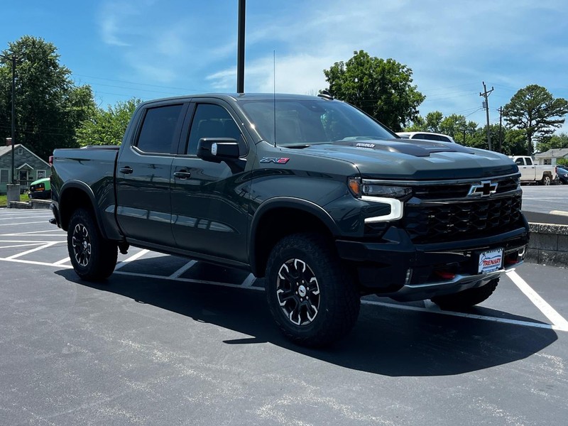 Chevrolet Silverado 1500 Vehicle Image 02
