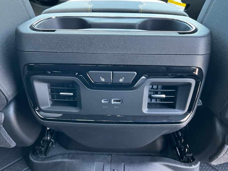 Chevrolet Silverado 1500 Vehicle Image 06