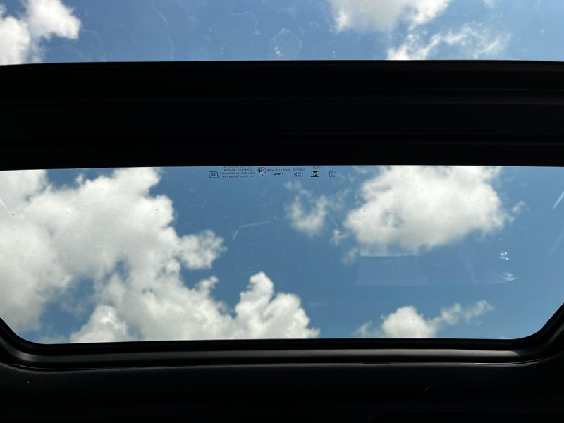 Chevrolet Equinox EV Vehicle Image 06