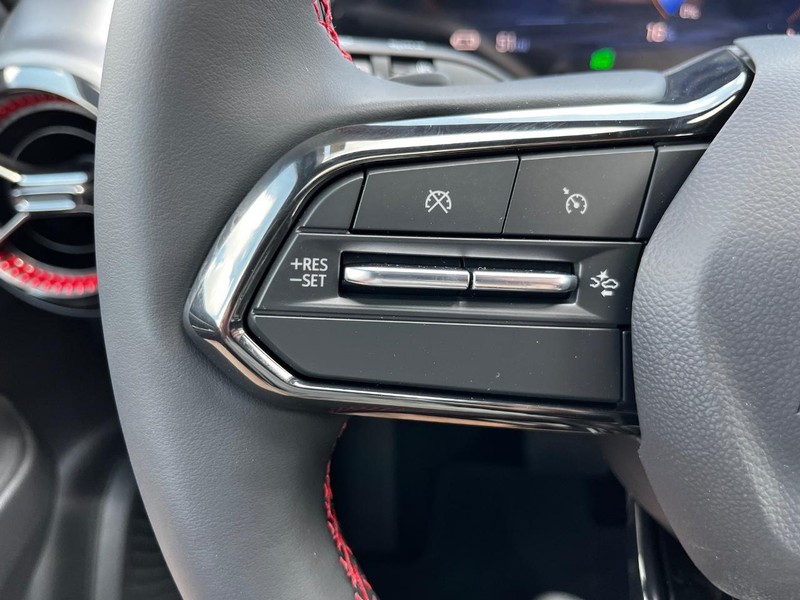 Chevrolet Equinox EV Vehicle Image 12