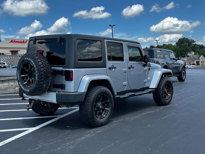 Jeep Wrangler Unlimited Vehicle Image 03