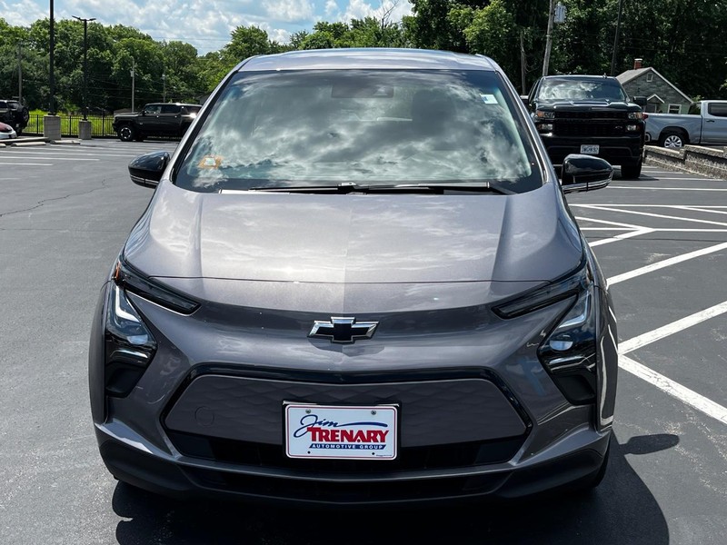 Chevrolet Bolt EV Vehicle Image 09