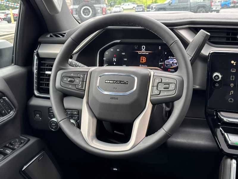 GMC Sierra 2500HD Vehicle Image 08