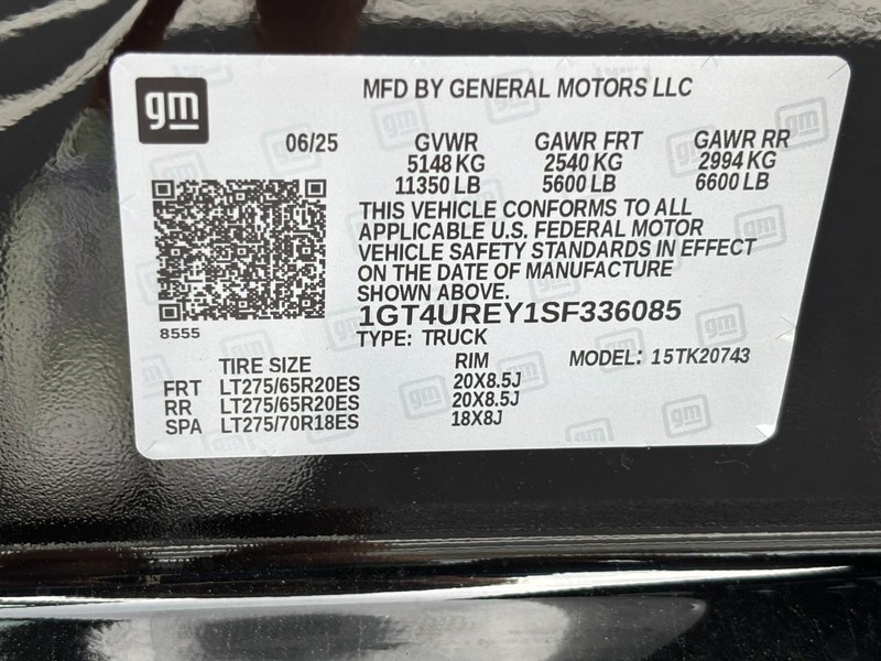 GMC Sierra 2500HD Vehicle Image 23