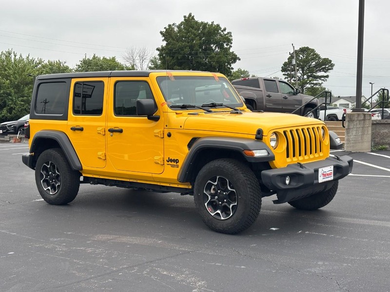 Jeep Wrangler Vehicle Image 02