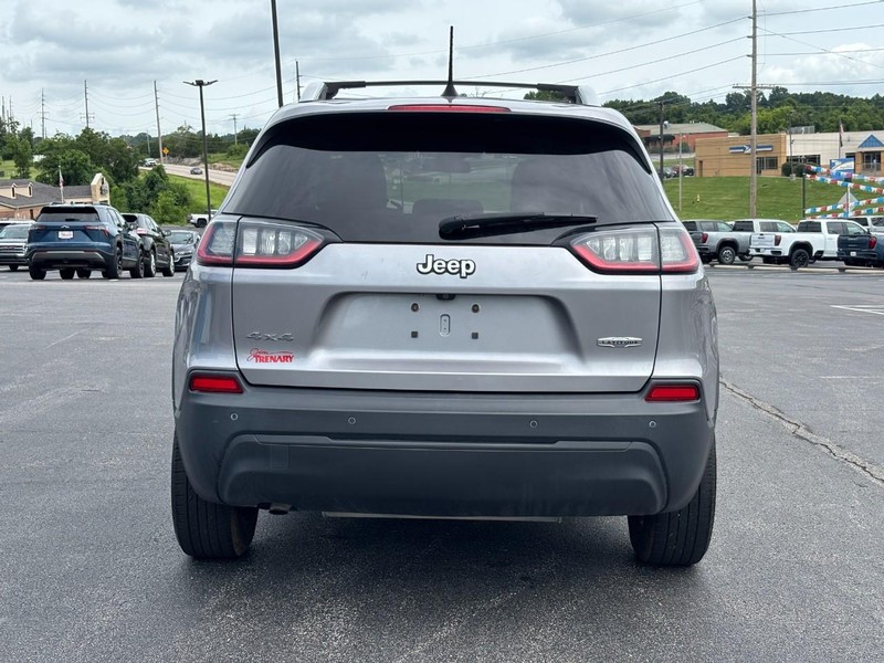 Jeep Cherokee Vehicle Image 05