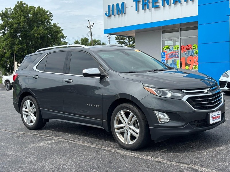 Chevrolet Equinox Vehicle Image 02