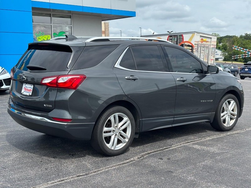 Chevrolet Equinox Vehicle Image 03
