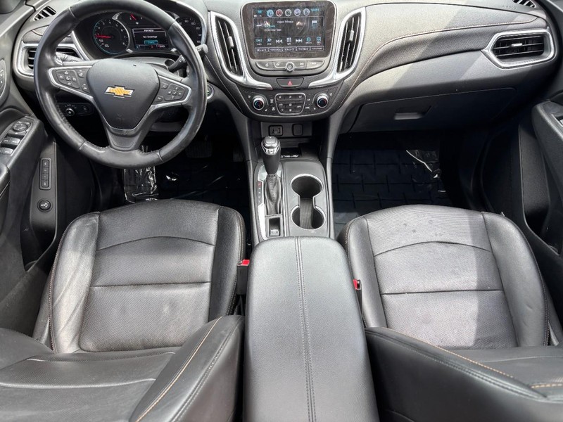 Chevrolet Equinox Vehicle Image 11