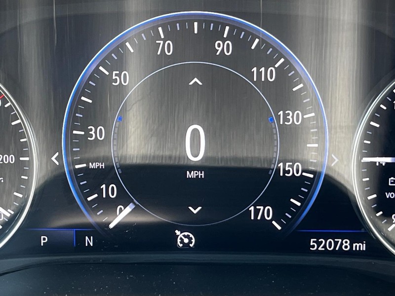 Buick Enclave Vehicle Image 22