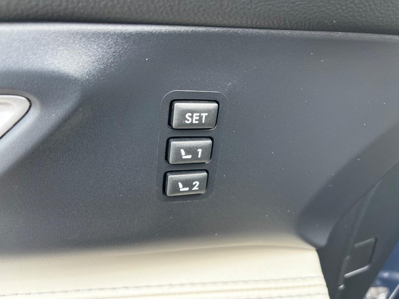 Subaru Ascent Vehicle Image 17