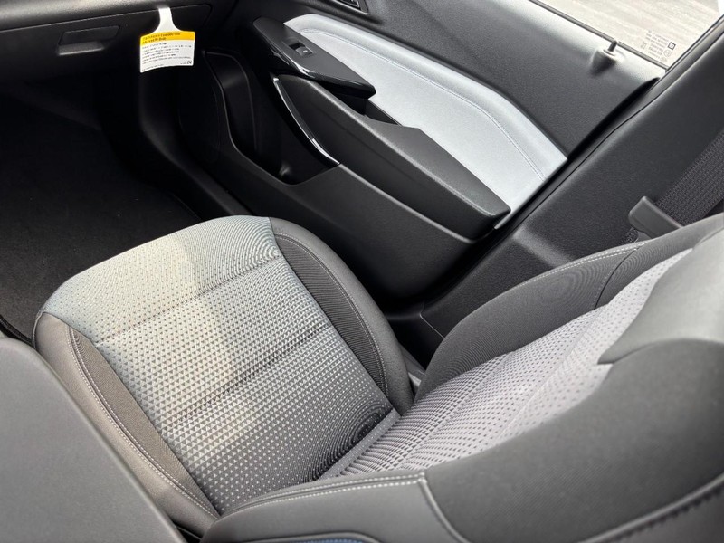 Chevrolet Trax Vehicle Image 11
