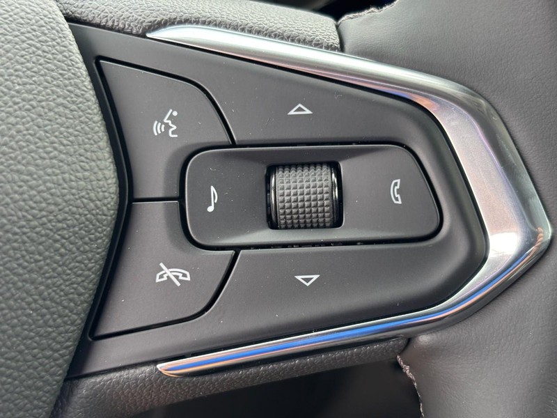 Chevrolet Trax Vehicle Image 14