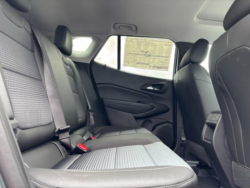 Chevrolet Trax Vehicle Image 06