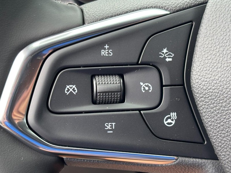 Chevrolet Trax Vehicle Image 13