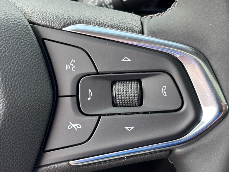 Chevrolet Trax Vehicle Image 14